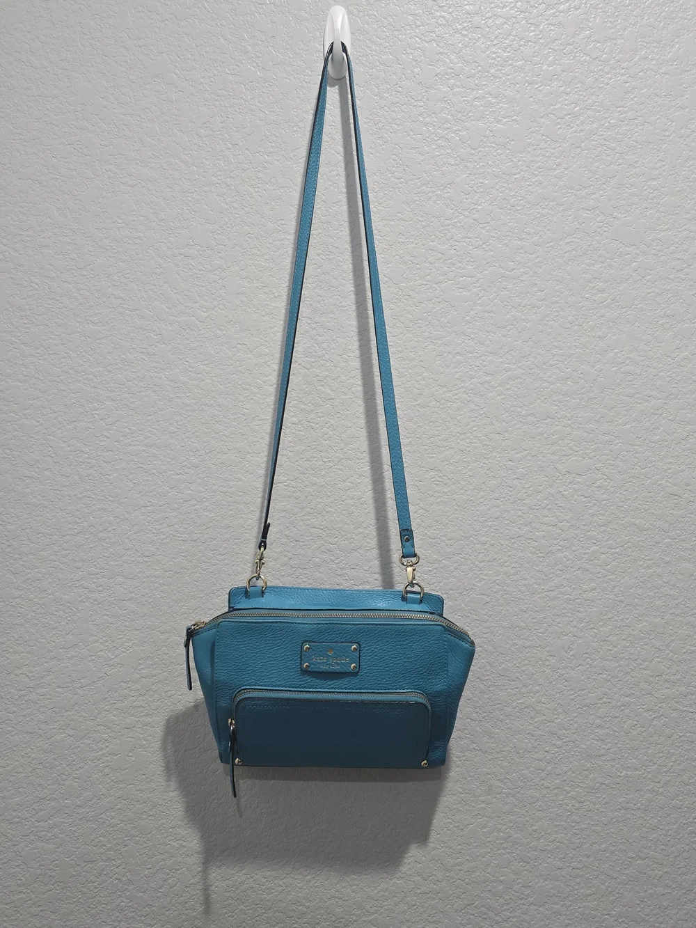 Kate Spade New York Tiffany Blue Pebbled Leather Crossbody Bag Gold Zip